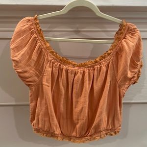 AMERICAN EAGLE Crop Peach Top.  Size Medium